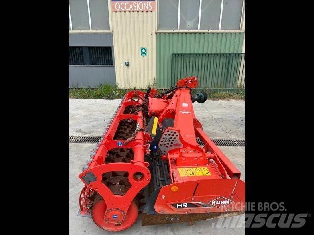 Kuhn HR 4030 كاسحات