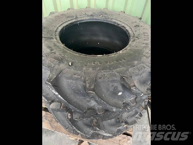 Mitas 380/70R20 ماكينات زراعية أخرى