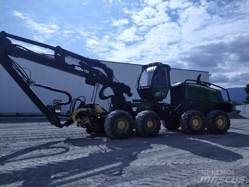 John Deere 1270G قاطعات وجامعات الأشجار