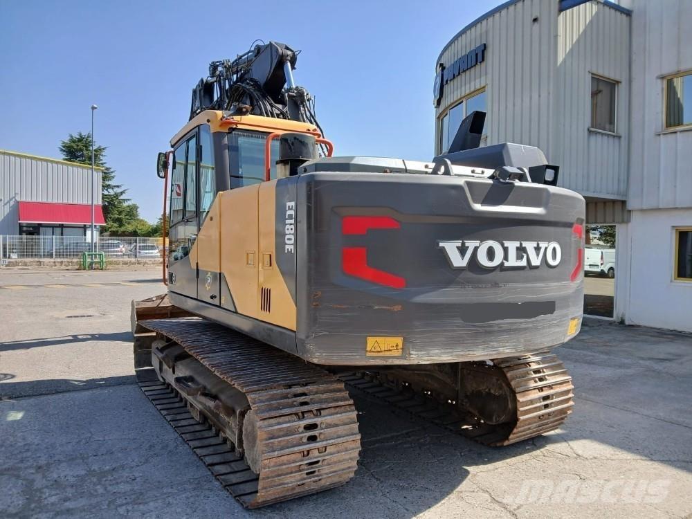Volvo EC160EL حفارات زحافة