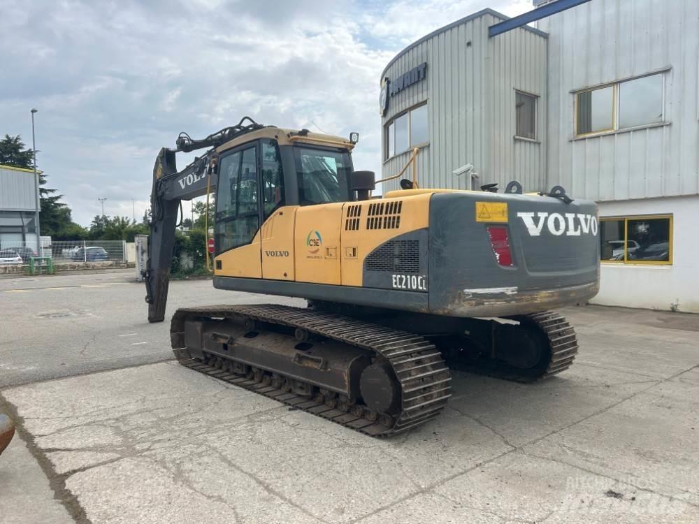 Volvo EC210CL حفارات زحافة