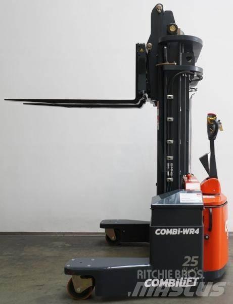 Combilift WR4 شاحنة المناولة رباعية الاتجاهات
