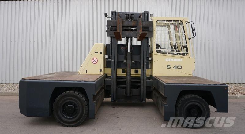 Hubtex S40E لوادر جانبية