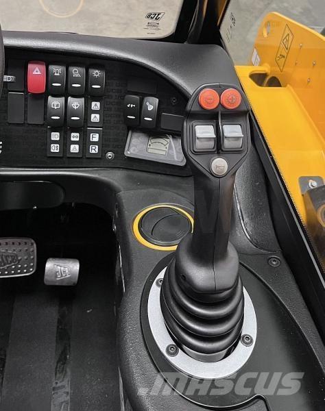 JCB 514-40 مناولات متداخلة