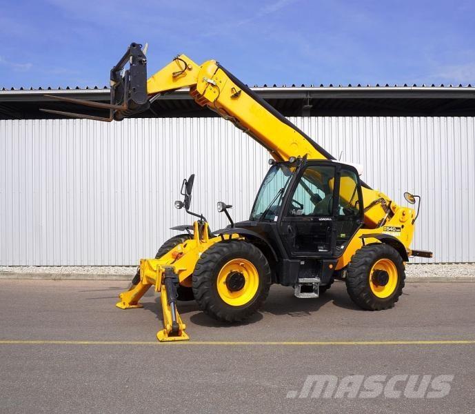 JCB 540-140 مناولات متداخلة