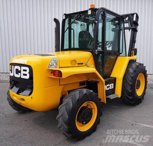JCB 940-4 شاحنات الطرق الوعرة