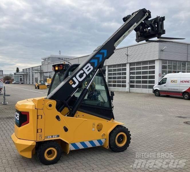JCB TLT35-22E مناولات متداخلة
