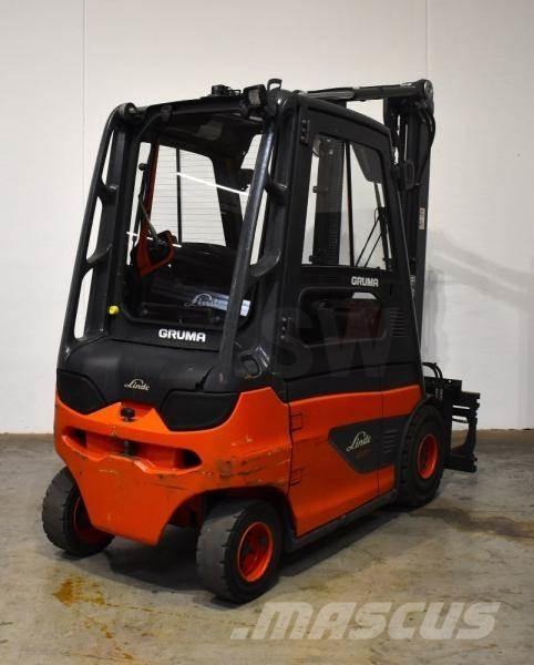 Linde E 20 387 شاحنات ذات رافعات شوكية تعمل بالكهرباء