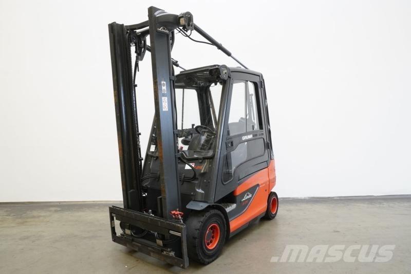 Linde E 25 387 شاحنات ذات رافعات شوكية تعمل بالكهرباء
