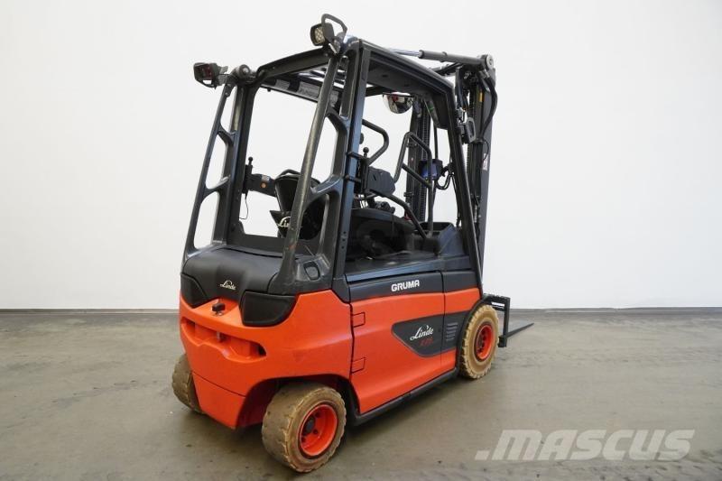 Linde E 25 387 شاحنات ذات رافعات شوكية تعمل بالكهرباء