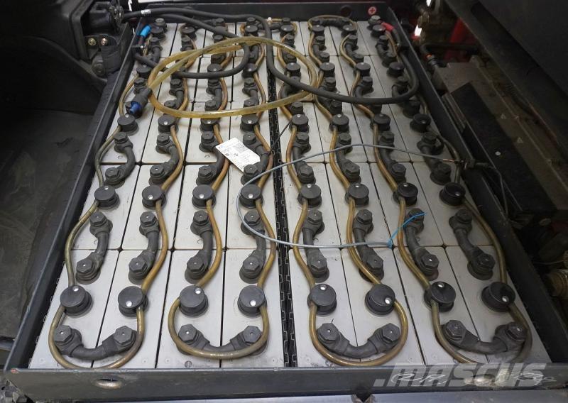 Linde E 25 387 شاحنات ذات رافعات شوكية تعمل بالكهرباء