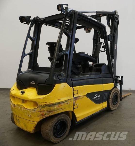Linde E 30 387 شاحنات ذات رافعات شوكية تعمل بالكهرباء