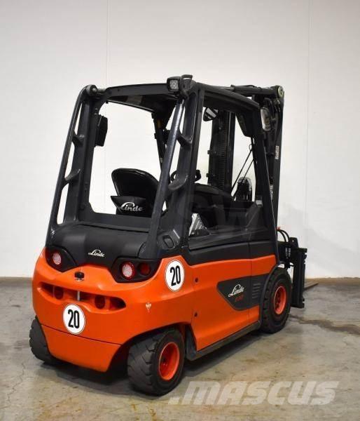 Linde E 30 387 شاحنات ذات رافعات شوكية تعمل بالكهرباء