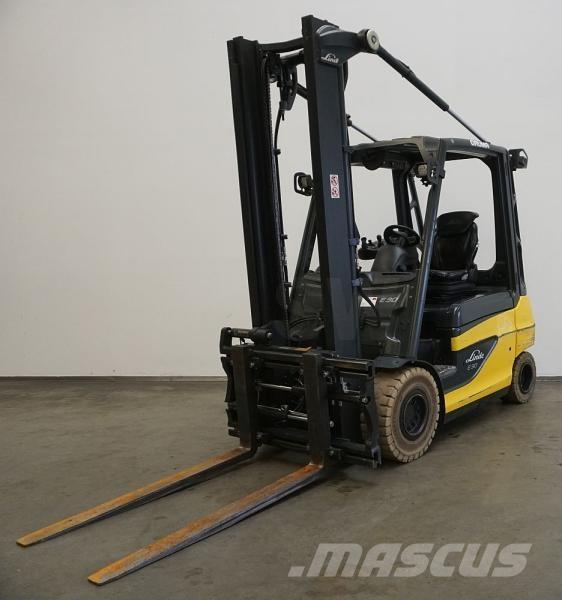 Linde E 30 387 شاحنات ذات رافعات شوكية تعمل بالكهرباء