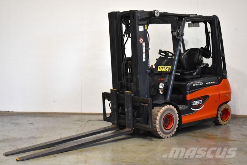 Linde E 30 387 شاحنات ذات رافعات شوكية تعمل بالكهرباء