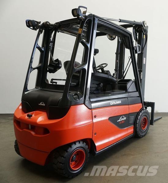 Linde E 30 387 شاحنات ذات رافعات شوكية تعمل بالكهرباء
