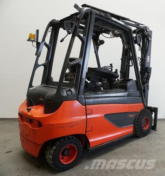Linde E 30 387 شاحنات ذات رافعات شوكية تعمل بالكهرباء