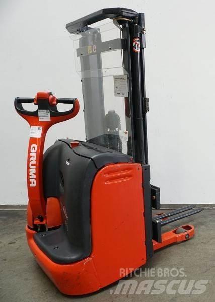 Linde L 10 379 شاحنات مناولة ذاتية الدفع
