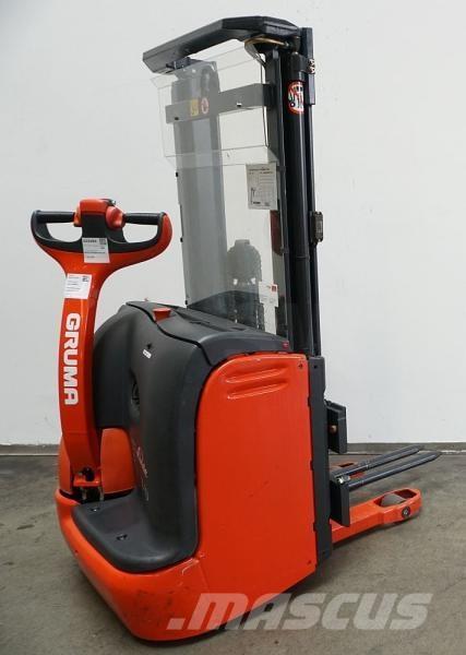 Linde L 10 379 شاحنات مناولة ذاتية الدفع