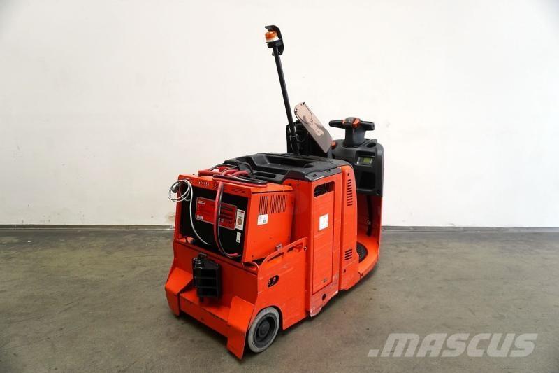 Linde P 30 132 شاحنة قاطرة