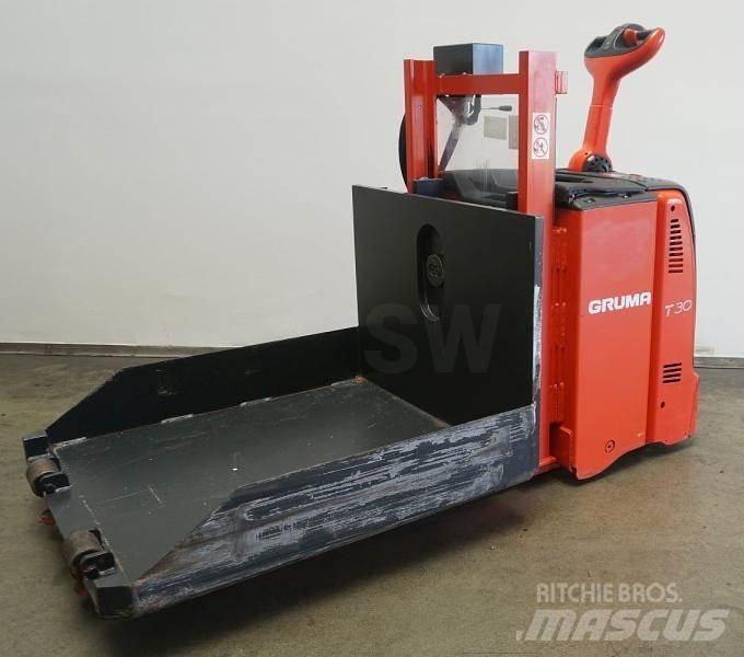 Linde T 30 131 معدات الرفع منخفض المستوى