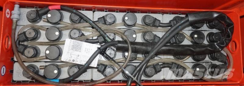 Linde T 30 131 معدات الرفع منخفض المستوى
