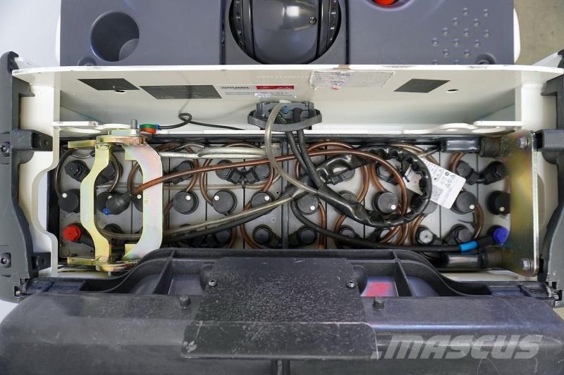 Linde T 30 131 معدات الرفع منخفض المستوى