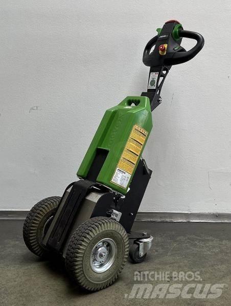 Movexx T1000 شاحنة قاطرة
