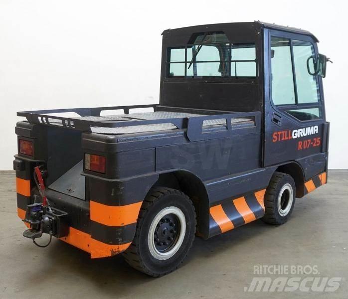Still R07-25 Towing trucks