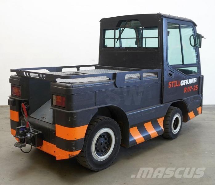 Still R07-25 شاحنة قاطرة