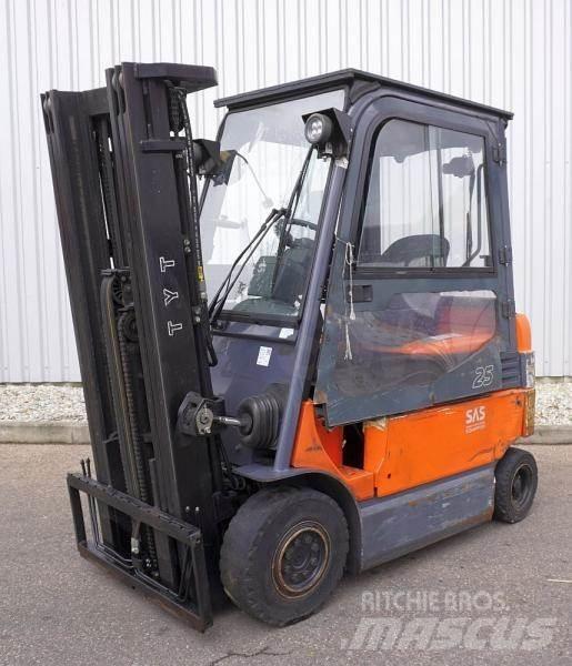 Toyota 7FBMF25 شاحنات ذات رافعات شوكية - أخرى