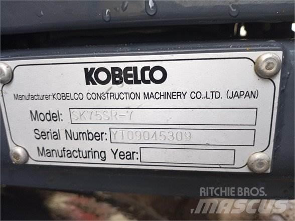 Kobelco SK75SR-7 حفارات زحافة