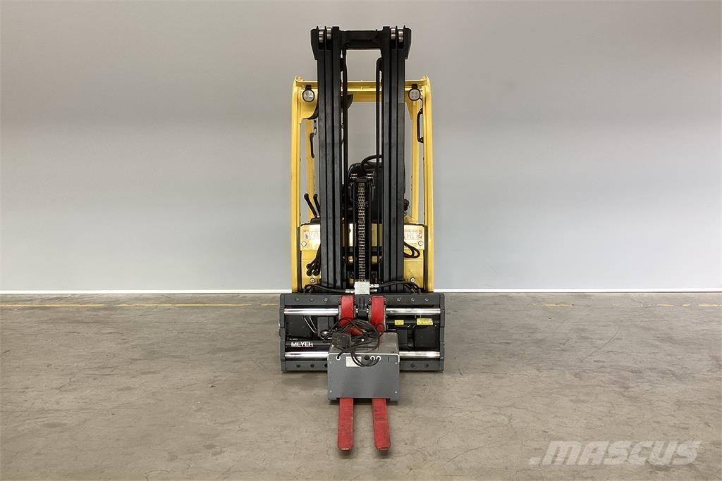 Hyster J 1.8XN شاحنات ذات رافعات شوكية تعمل بالكهرباء