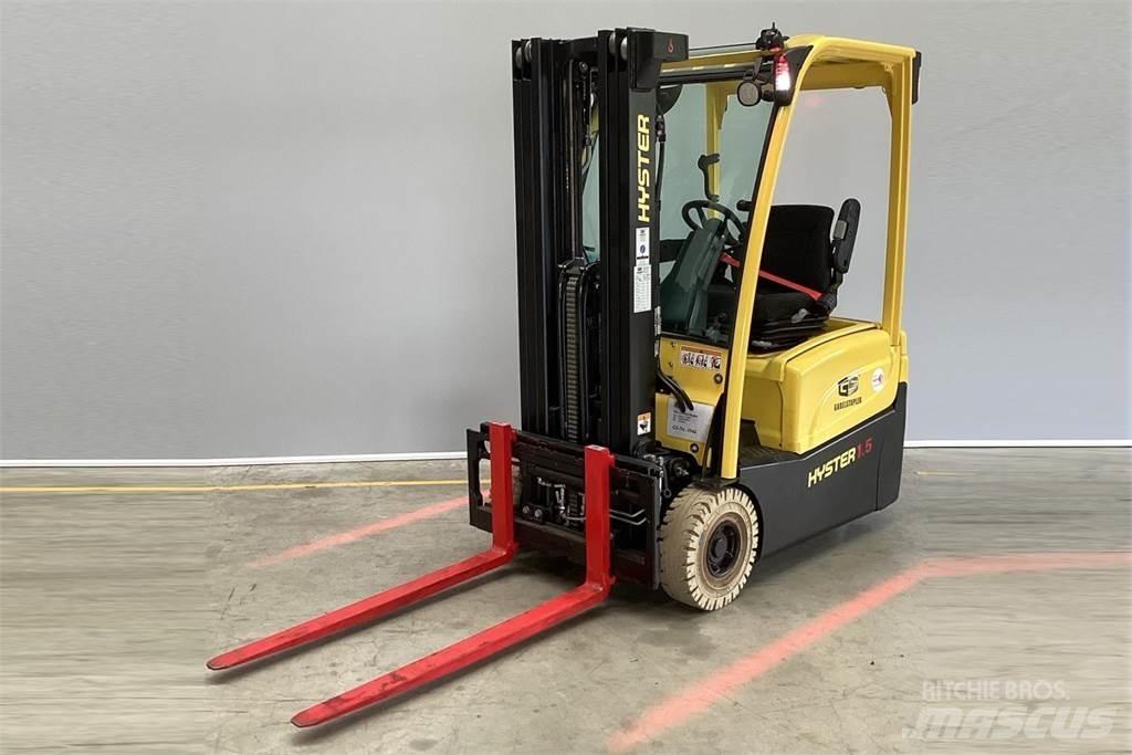 Hyster J1.5XNT شاحنات ذات رافعات شوكية تعمل بالكهرباء