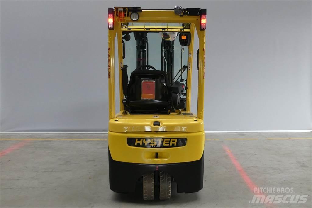 Hyster J1.5XNT شاحنات ذات رافعات شوكية تعمل بالكهرباء