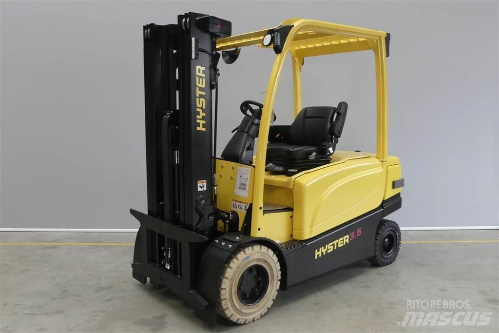 Hyster J3.50XN شاحنات ذات رافعات شوكية تعمل بالكهرباء
