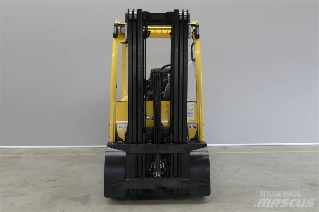 Hyster J3.50XN شاحنات ذات رافعات شوكية تعمل بالكهرباء