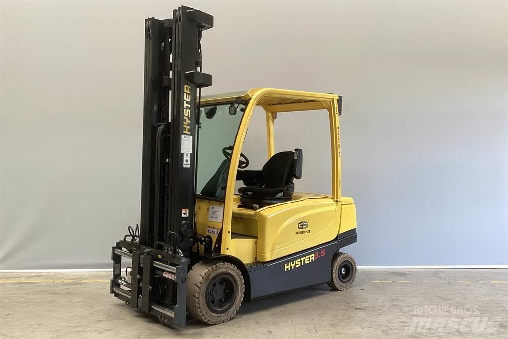 Hyster J3.5XN شاحنات ذات رافعات شوكية تعمل بالكهرباء