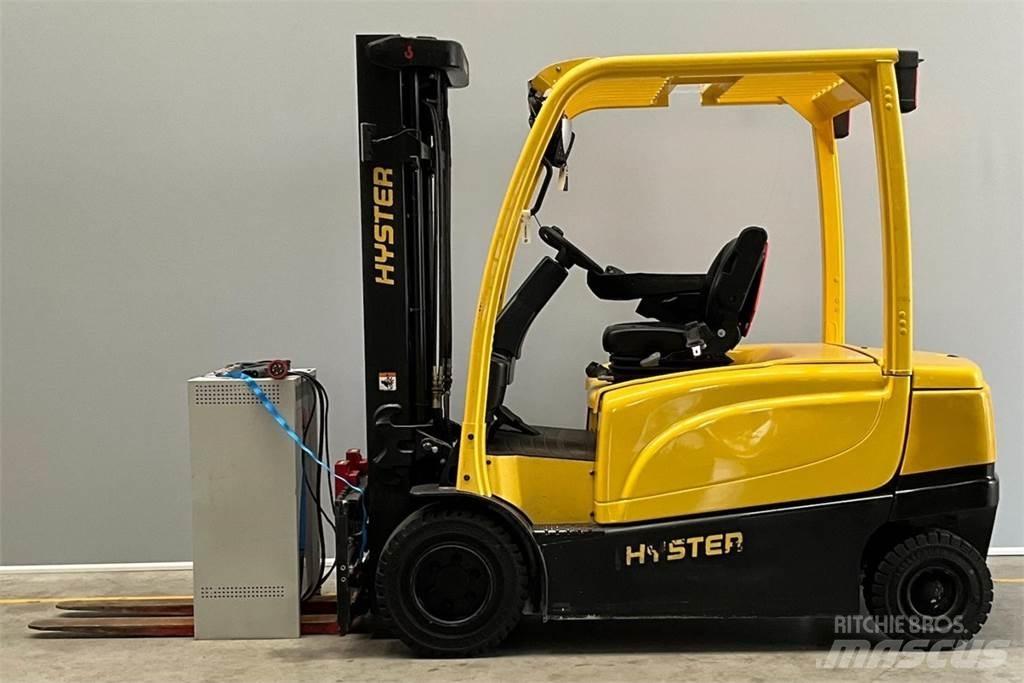 Hyster J3.5XN شاحنات ذات رافعات شوكية تعمل بالكهرباء