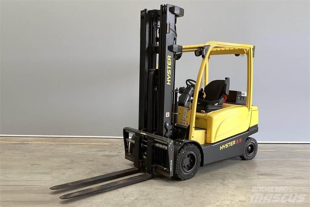 Hyster J3.5XN شاحنات ذات رافعات شوكية تعمل بالكهرباء