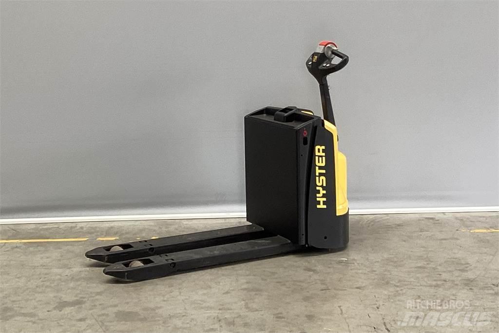 Hyster P1.6 معدات التكديس الجوالة
