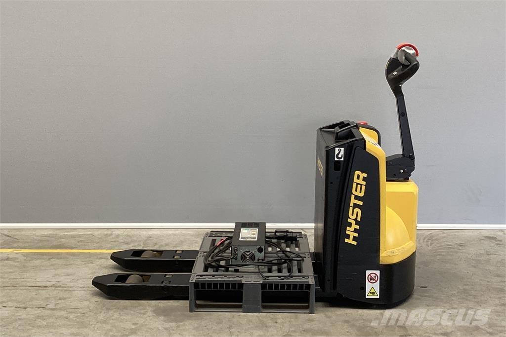 Hyster P1.8 معدات التكديس الجوالة
