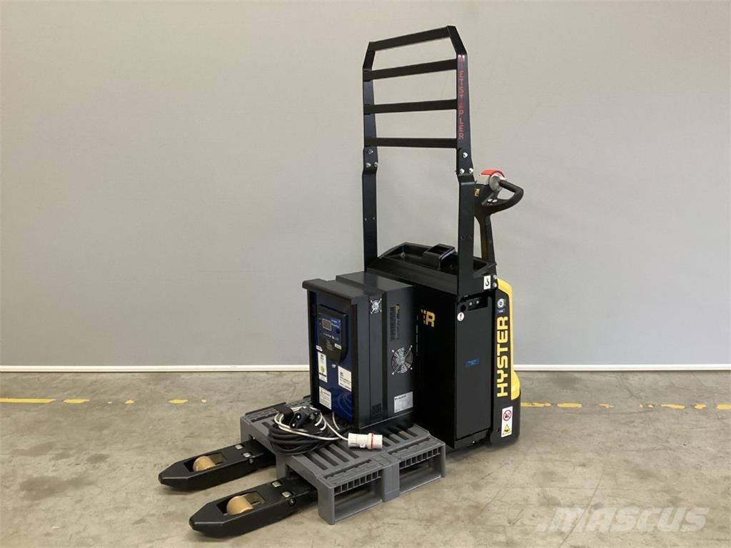 Hyster P2.0 معدات التكديس الجوالة