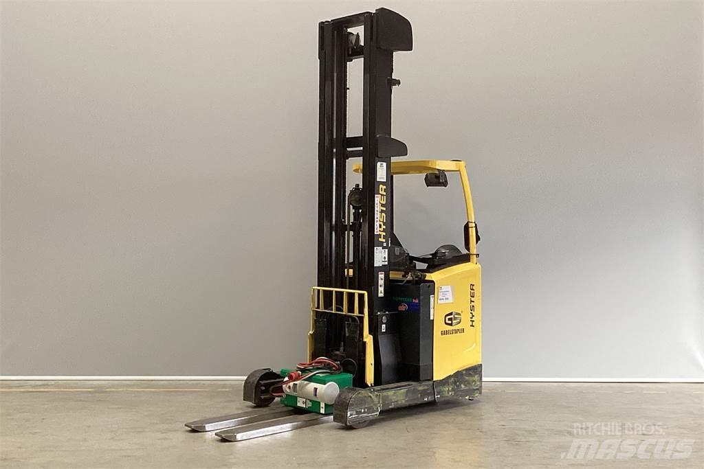 Hyster R1.6 شاحنة مناولة