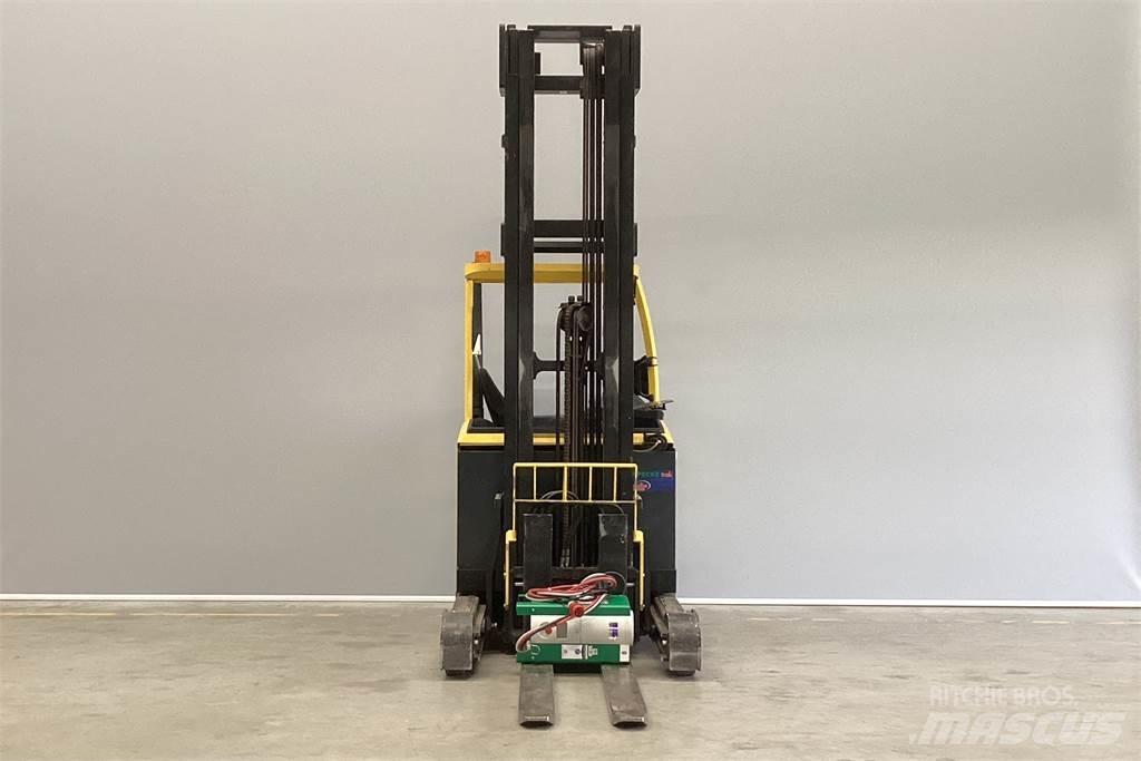 Hyster R1.6 شاحنة مناولة