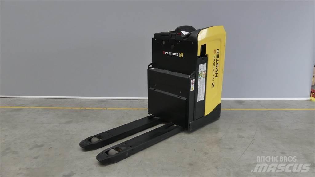 Hyster RP2.0N شاحنات مناولة ذاتية الدفع