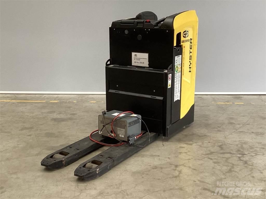 Hyster RP2.0N شاحنات مناولة ذاتية الدفع