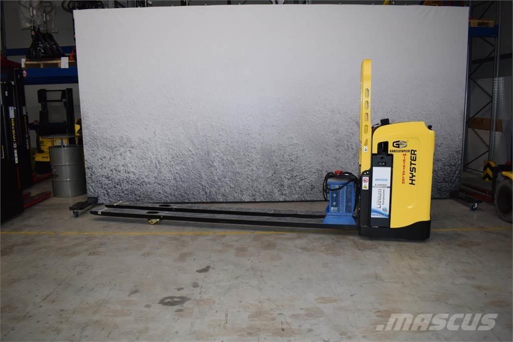 Hyster RP2.5N/LL شاحنات مناولة ذاتية الدفع