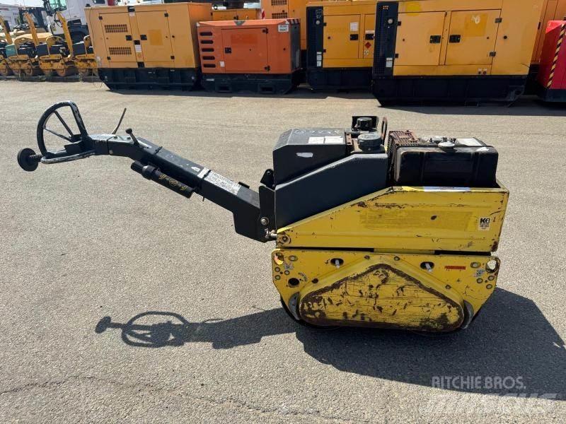 Bomag BW65 ضاغطات التربة