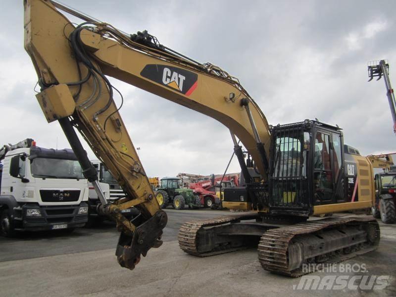 CAT 320EL حفارات زحافة